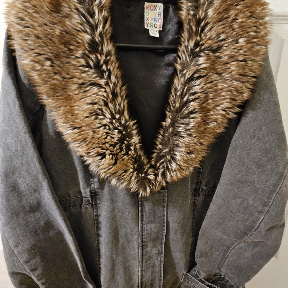 VTG Y2K ROXY Jackets